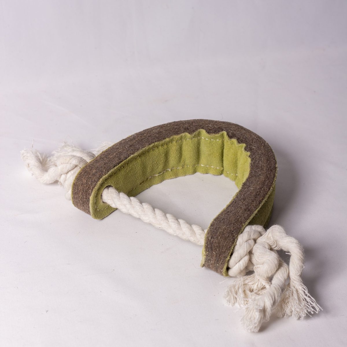 Push Me, Pull Me image 1