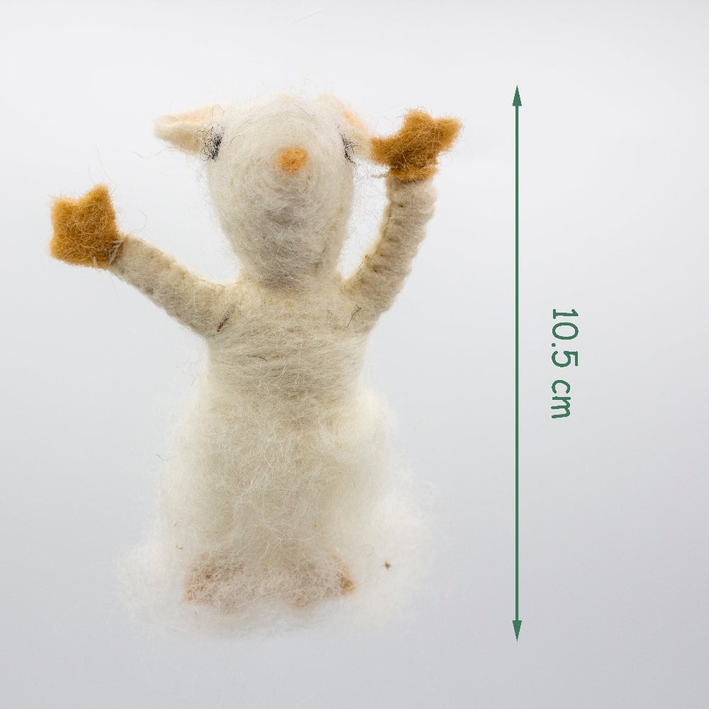 Catnip mouse toy